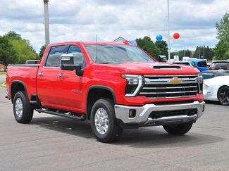 Used 2024 Chevrolet Silverado 2500 LTZ w/ LTZ Convenience Package AWD/4WD video 1