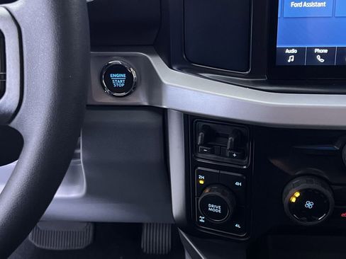 New 2026 Ford F250 XLT w/ XLT Premium Package image 27