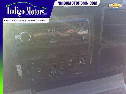 Used 2003 Chevrolet Tahoe LS image 25