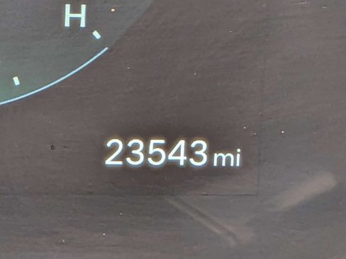 Used 2025 Hyundai Tucson Limited AWD/4WD image 34