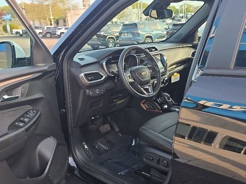 Used 2023 Chevrolet TrailBlazer ACTIV w/ Convenience Package FWD image 14