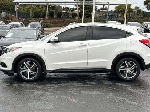 Certified 2022 Honda HR-V EX image 2