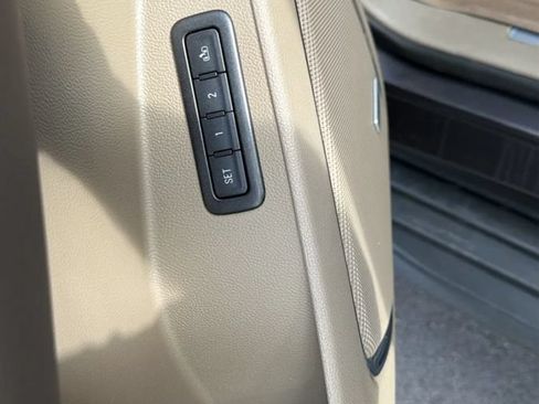 Used 2016 Chevrolet Tahoe LT RWD image 16