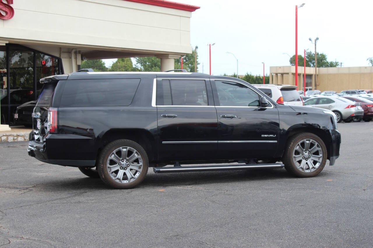 Used 2016 GMC Yukon XL Denali w/ Open Road Package AWD/4WD image 3