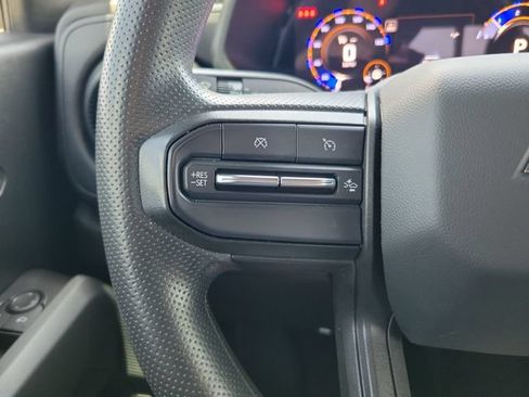 Used 2024 Chevrolet Colorado W/T w/ WT Convenience Package RWD image 21