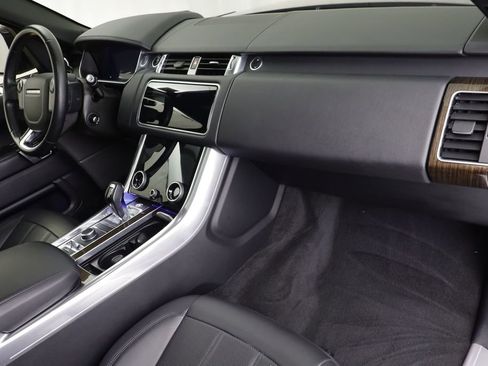 Used 2019 Land Rover Range Rover Sport HSE image 22