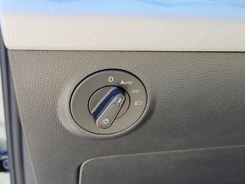 Used 2023 Volkswagen Taos S image 26