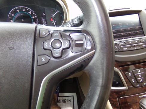 Used 2016 Buick LaCrosse Leather FWD image 54