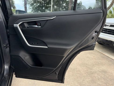 Used 2019 Toyota RAV4 Limited w/ Advanced Technology Package FWD image 26