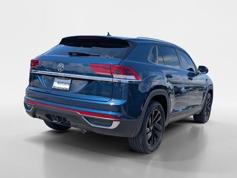 Used 2023 Volkswagen Atlas Cross Sport SE w/ Panoramic Sunroof Package FWD image 6