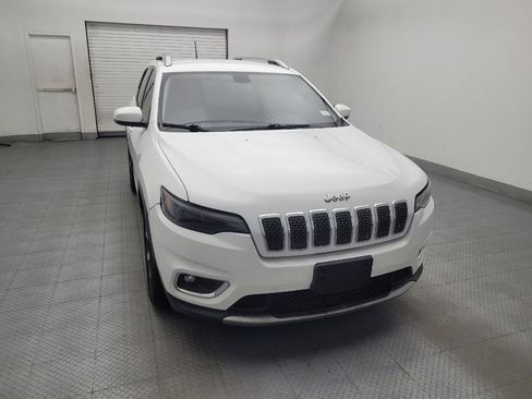 Used 2019 Jeep Cherokee Limited FWD image 14