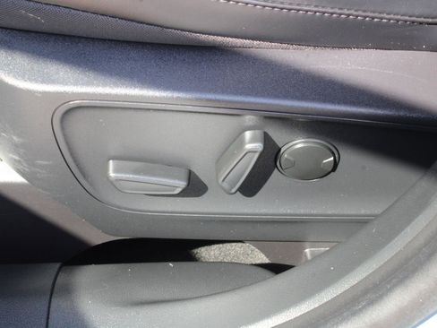 Used 2024 Ford Escape ST-Line w/ Tech Pack #1 image 19