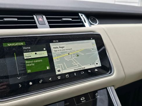 Used 2021 Land Rover Range Rover Sport HSE Silver Edition image 31