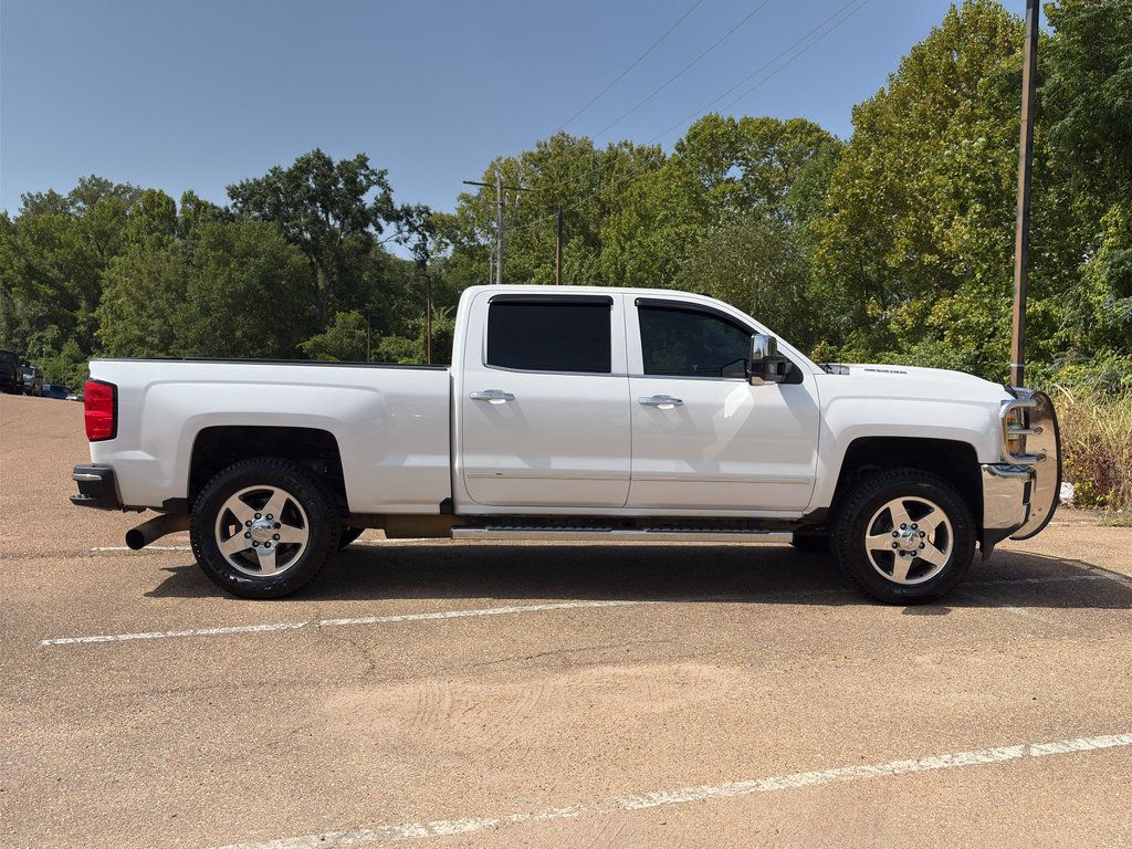 Used 2019 Chevrolet Silverado 2500 LTZ w/ Duramax Plus Package AWD/4WD image 3