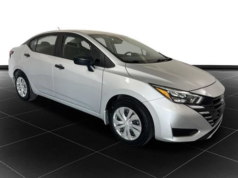 Used 2025 Nissan Versa S w/ Trunk Package FWD image 7