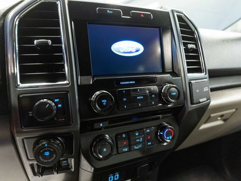 Used 2016 Ford F150 XLT w/ Equipment Group 302A Luxury image 13