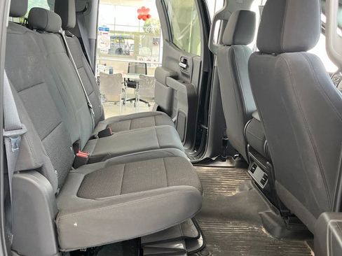 Used 2020 Chevrolet Silverado 1500 Custom w/ Custom Value Package AWD/4WD image 24