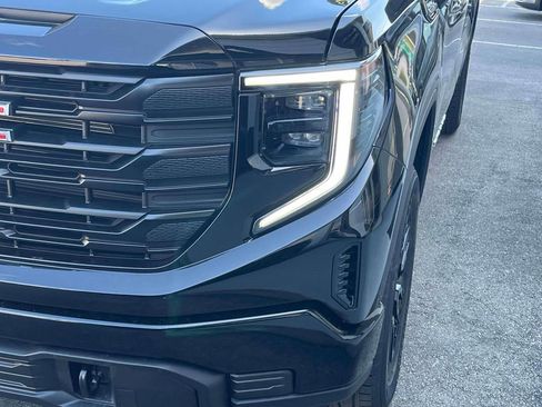New 2026 GMC Sierra 1500 Pro w/ Graphite Edition image 9