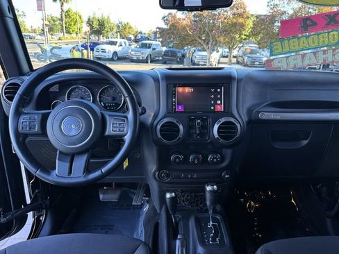 Used 2016 Jeep Wrangler Unlimited Sport w/ Quick Order Package 24S AWD/4WD image 17