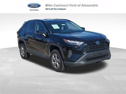 Used 2022 Toyota RAV4 XLE w/ Convenience Package