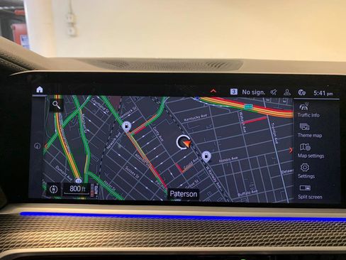 Used 2022 BMW X5 xDrive40i w/ M Sport Package image 26