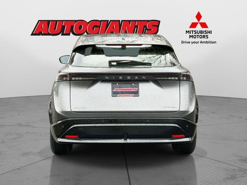 Used 2023 Nissan Ariya FWD image 3