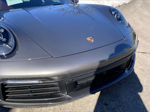 Used 2021 Porsche 911 Carrera image 6