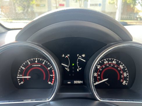 Used 2011 Toyota Highlander SE image 17