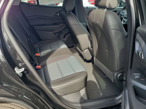 New 2026 Chevrolet Trax LT w/ Driver Confidence Package image 15