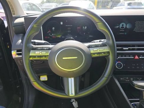 Used 2025 Hyundai Tucson SEL FWD image 7