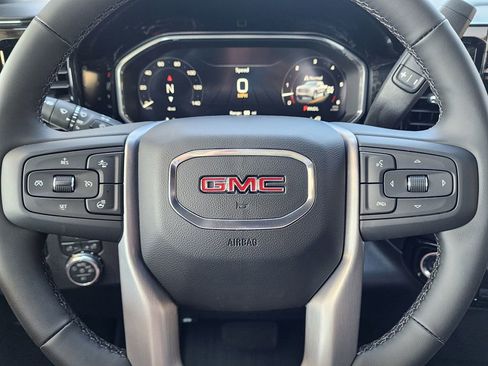 New 2026 GMC Sierra 1500 Elevation w/ LPO, Elevation Black Package AWD/4WD image 20