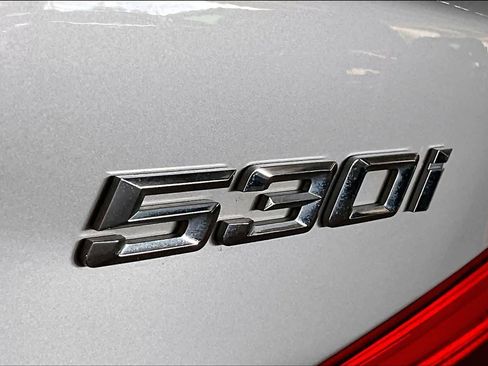 Used 2017 BMW 530i image 9