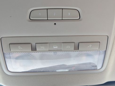 Used 2019 Buick Encore Essence w/ Safety Package II image 38