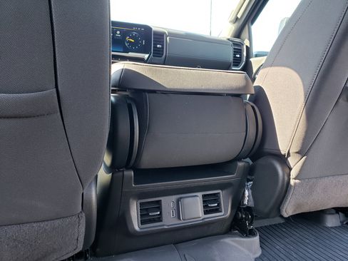 Used 2024 Chevrolet Silverado 2500 LT w/ All Star Edition image 35