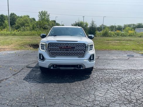 Used 2021 GMC Sierra 1500 Denali w/ Denali Ultimate Package AWD/4WD image 9