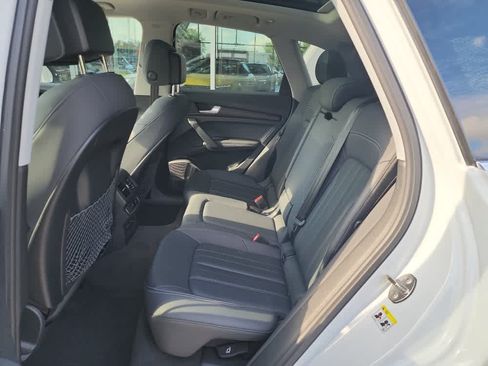 Used 2021 Audi Q5 Premium Plus w/ Premium Plus Package AWD/4WD image 6