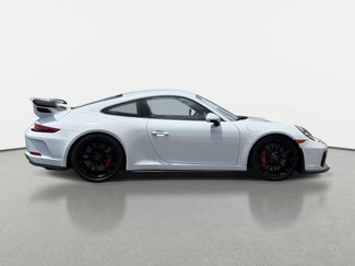 Used 2018 Porsche 911 GT3 RWD video 2