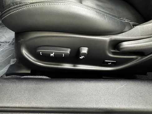 Used 2012 Lexus IS 350C image 35