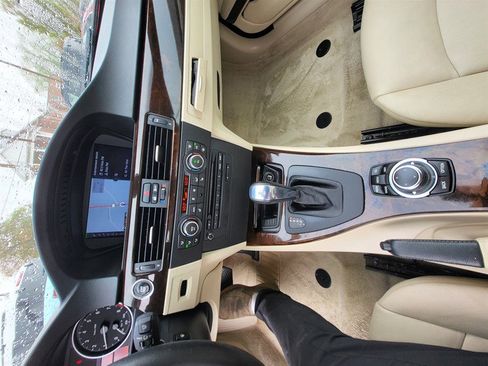 Used 2013 BMW 328i Convertible RWD image 9
