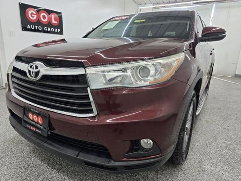 Used 2016 Toyota Highlander Plus FWD image 9