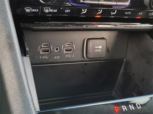 Used 2023 Jeep Grand Cherokee L Laredo image 28