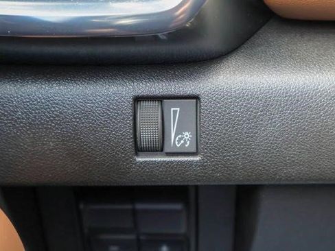 Certified 2025 GMC Canyon AT4 w/ Nightfall Edition AWD/4WD image 16
