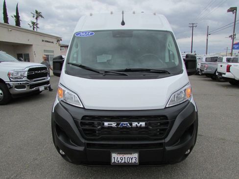 Used 2025 RAM ProMaster 3500 w/ Convenience Group FWD image 3