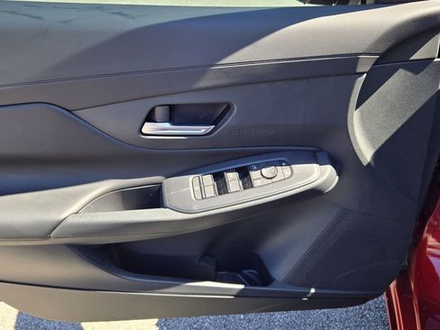 New 2026 Nissan Sentra SV w/ Floor Mat Package FWD image 17