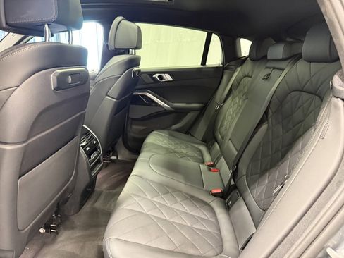 Used 2024 BMW X6 xDrive40i image 22