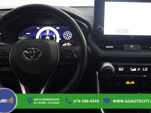 Used 2024 Toyota RAV4 XSE w/ Advanced Technology Package AWD/4WD image 5