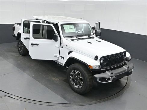 New 2025 Jeep Gladiator Sport w/ Premium Package image 49