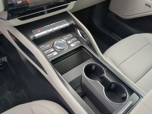 New 2026 Lincoln Nautilus Premier w/ Equipment Group 102A image 20