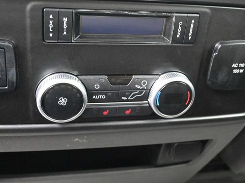 Used 2019 Ford Expedition Max Limited AWD/4WD image 16