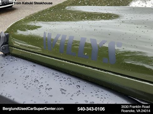 Used 2021 Jeep Wrangler Sport image 30